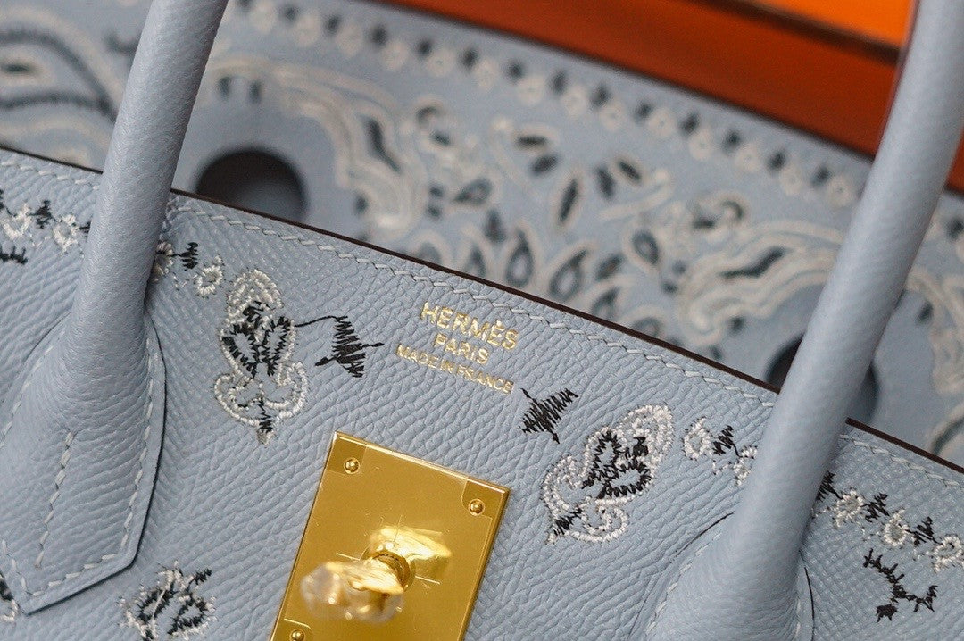 Hermes x Jay Ahr Special Edition custom-embroidering Blue lin Birkin Bag 30cm Epsom Leather Gold Hardware [Carry by Kylie Jenner, Cardi B]