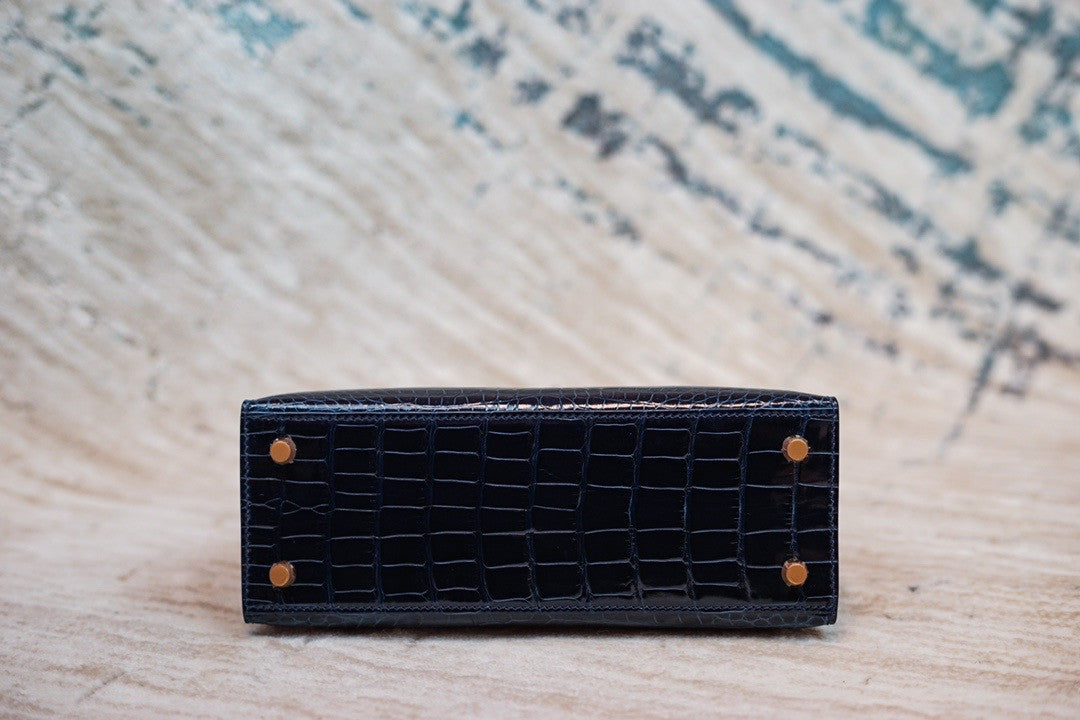 Hermes Navy Alligator KELLY 25 WITH GOLDHARDWARE