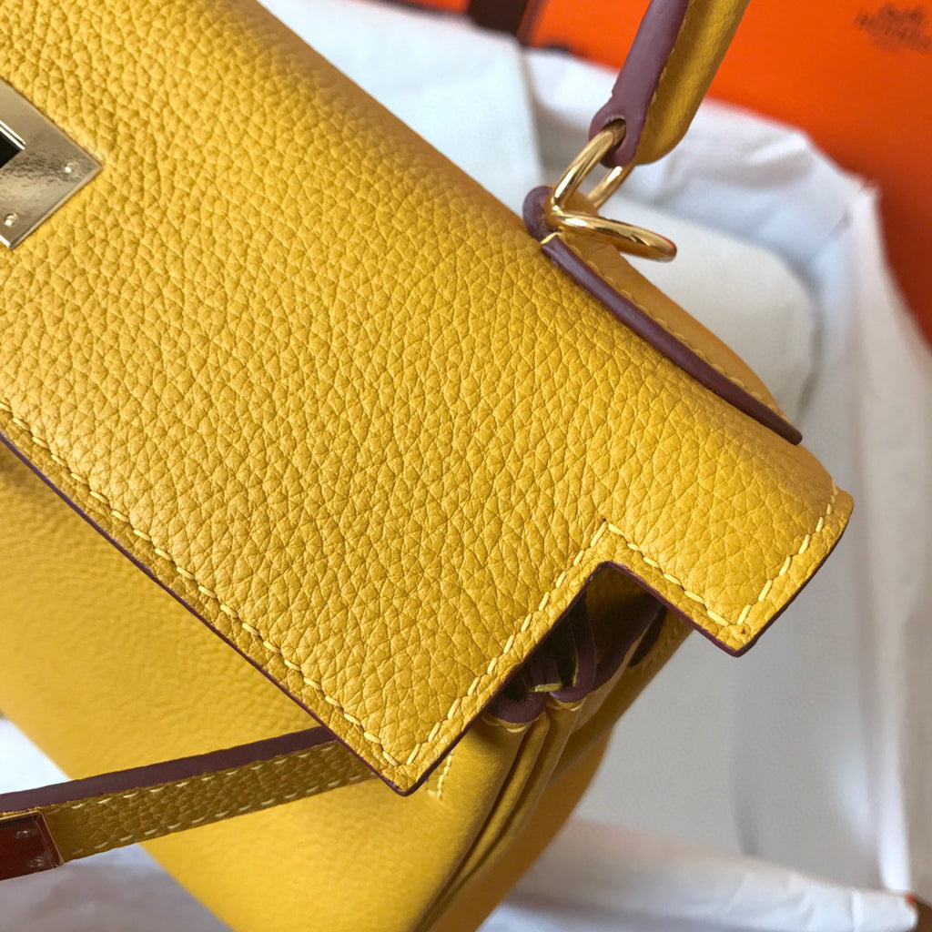 Hermes  JAUME AMBRE  Kelly 28 cm Gold Hardware