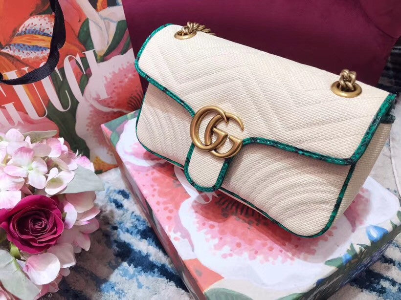 Gucci Online Exclusive GG Marmont raffia small shoulder bag