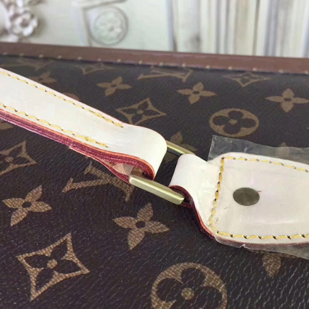 Louis Vuitton BEAUTY CASE M21828
