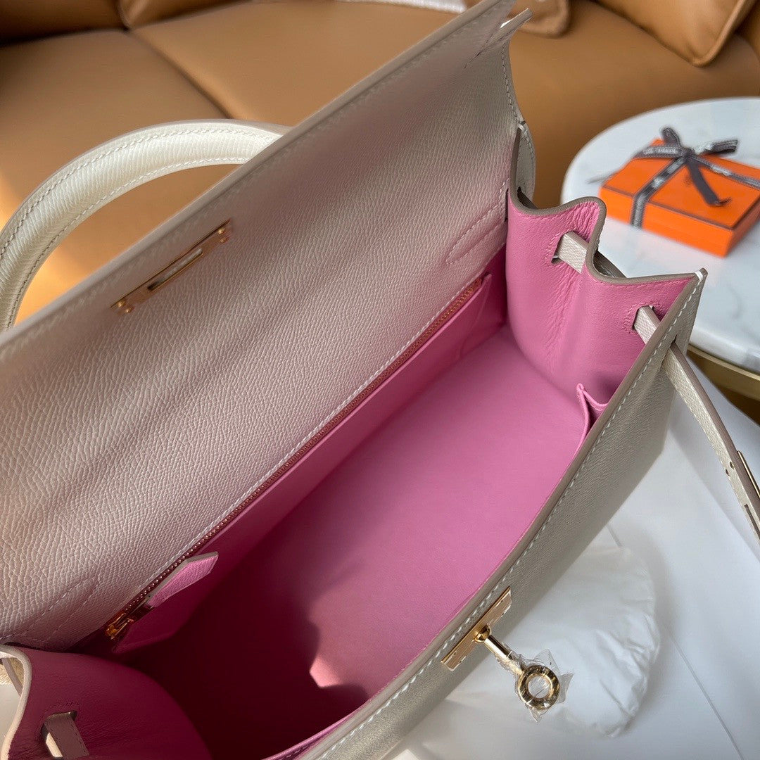 HERMES KELLY 28 SELLIER  CRAIE/SAKURA PINK EPSOM GOLD HARDWARE