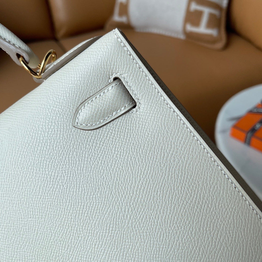 HERMES KELLY 28 SELLIER  CRAIE/SAKURA PINK EPSOM GOLD HARDWARE