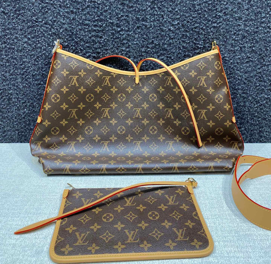LOUIS VUITTON  M46197 CarryAll MM Bag