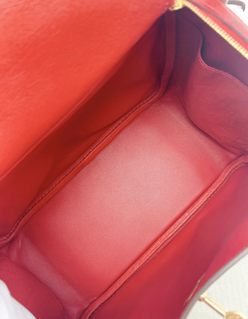 Hermes  Red Lindy 26 Ostrich Gold HW
