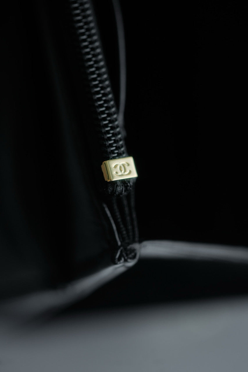 CHANEL 24B WALLET ON CHAIN WITH TOP HANDLE