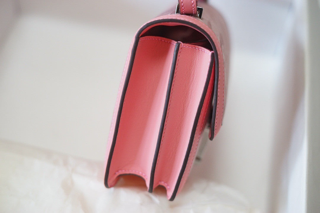 Hermès Sakura Pink Corduroy Constance 19cm Palladium Hardware
