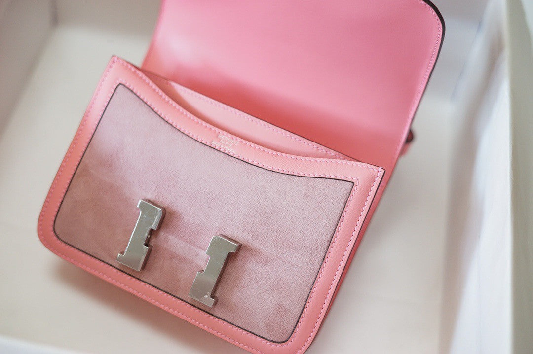 Hermès Sakura Pink Corduroy Constance 19cm Palladium Hardware