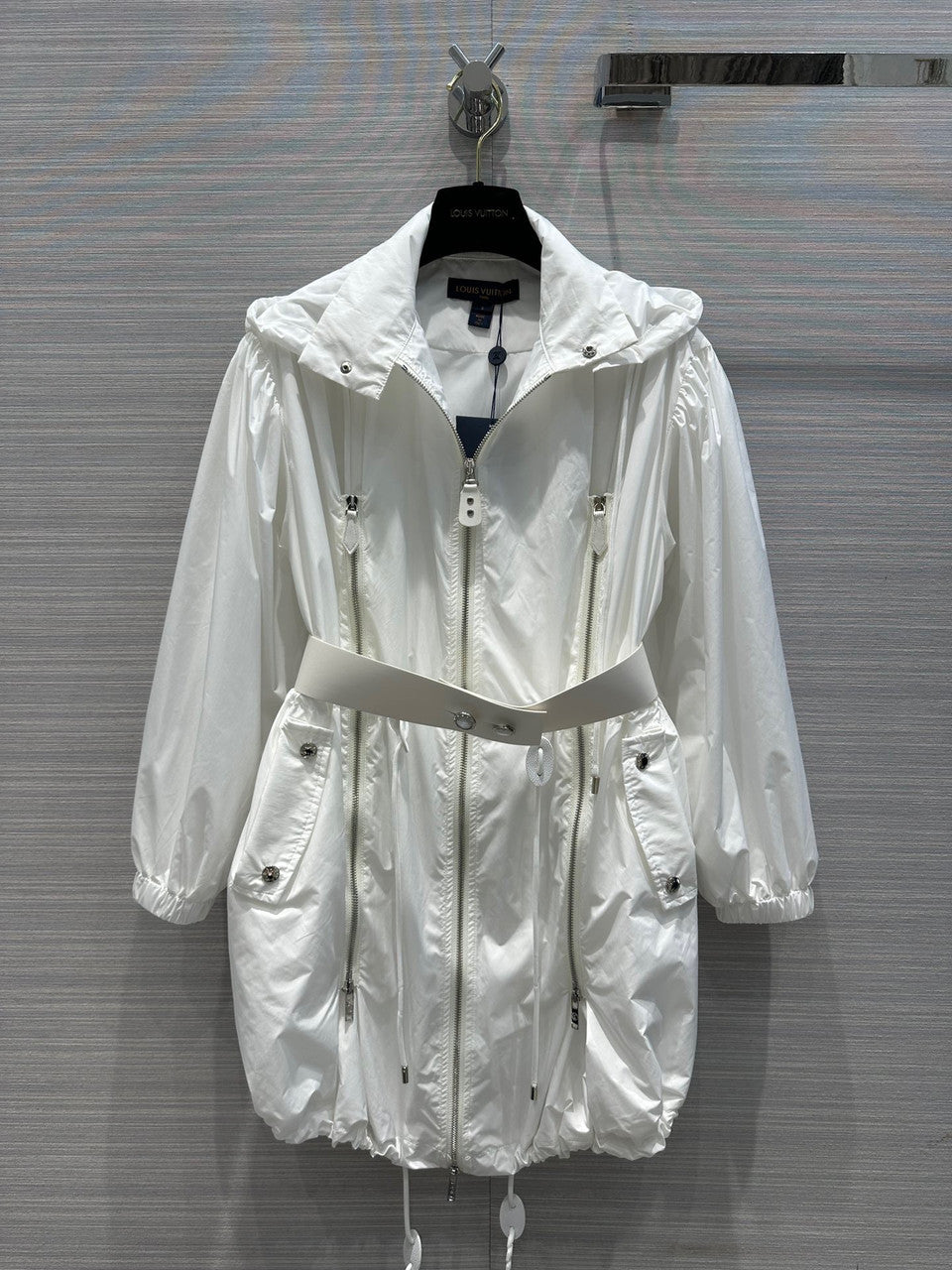 Louis Vuitton 1AAY2B MONOGRAM ACCENT GATHERED NYLON PARKA  WHITE