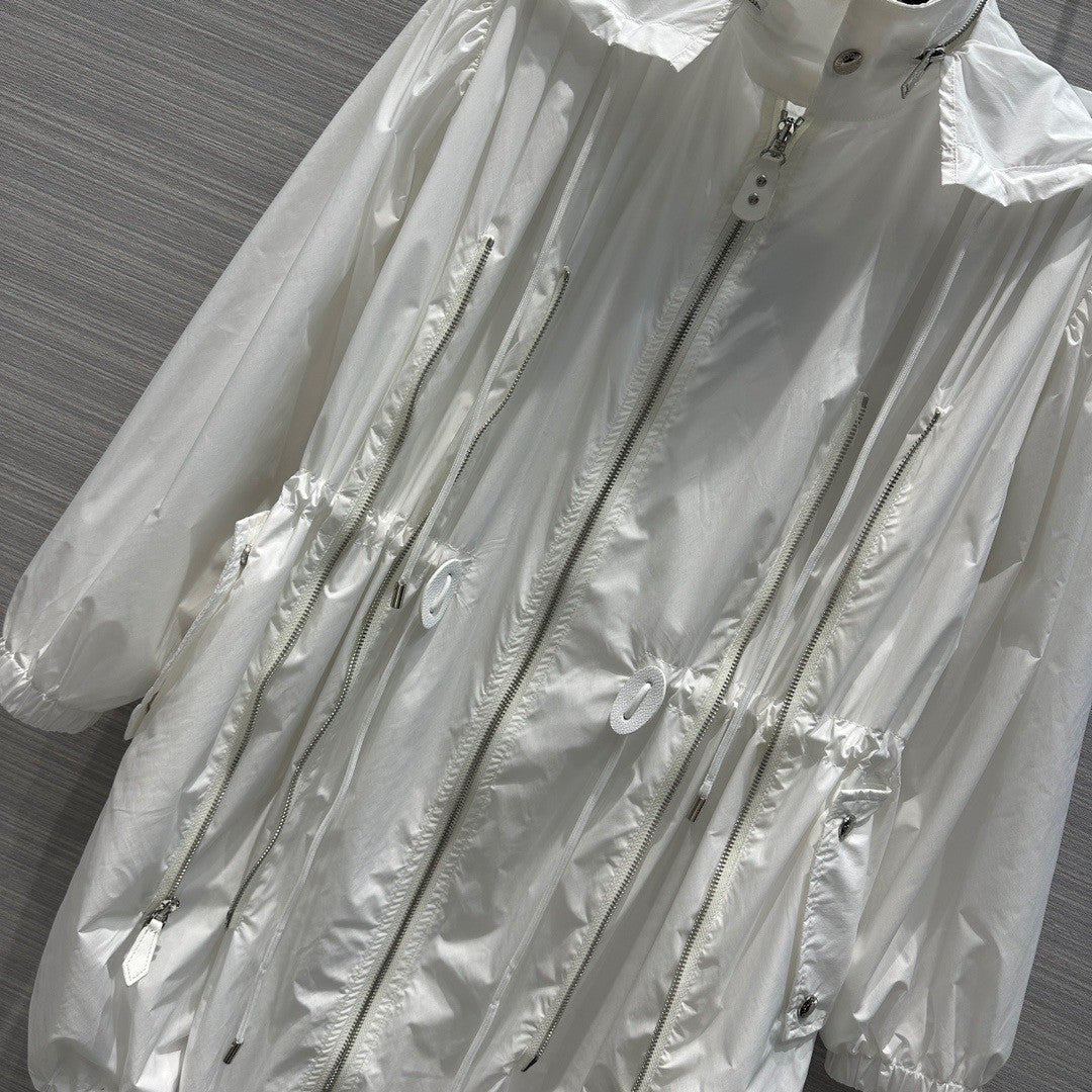 Louis Vuitton 1AAY2B MONOGRAM ACCENT GATHERED NYLON PARKA  WHITE