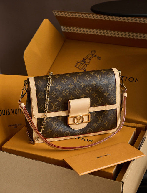 Louis Vuitton M47149 Dauphine Soft GM Bag