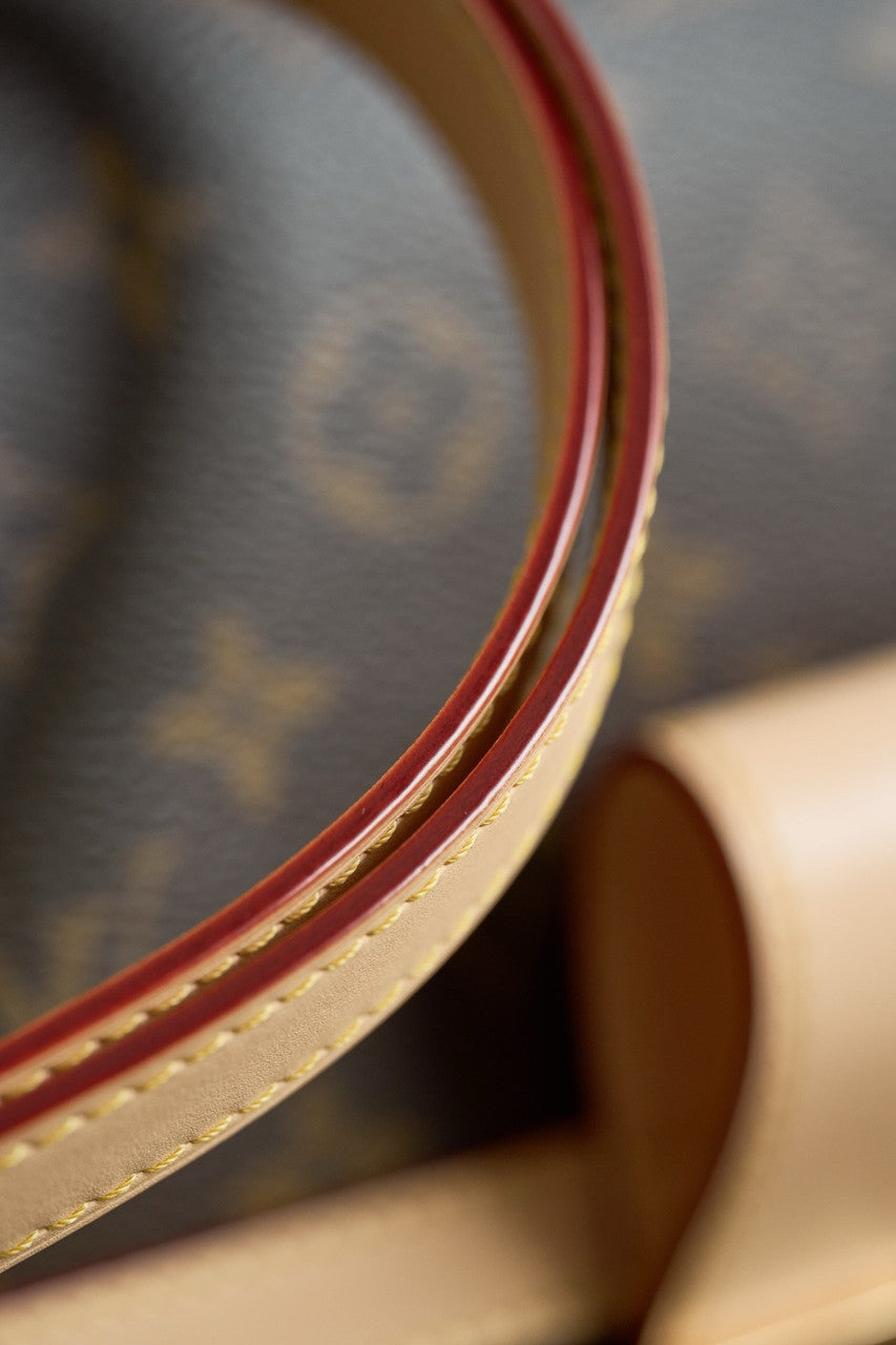 Louis Vuitton M47149 Dauphine Soft GM Bag