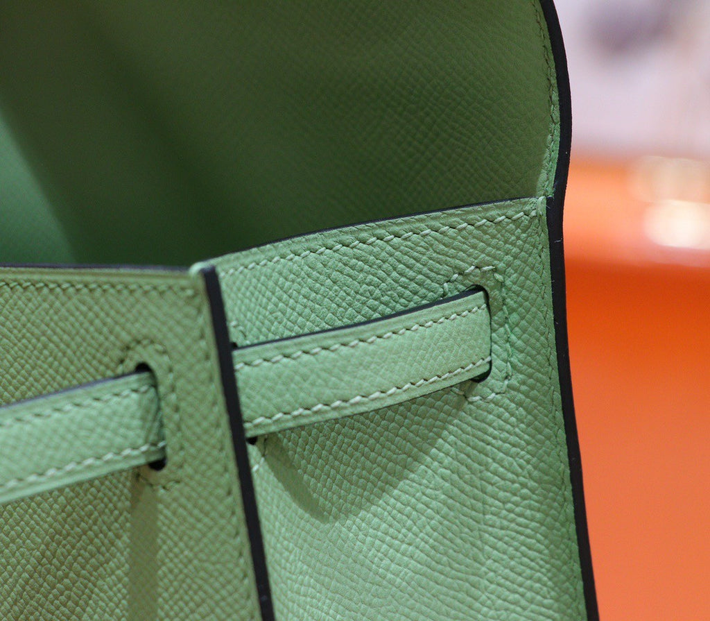 Hermès Vert criquet Mini Kelly Epsom Gold Hardware