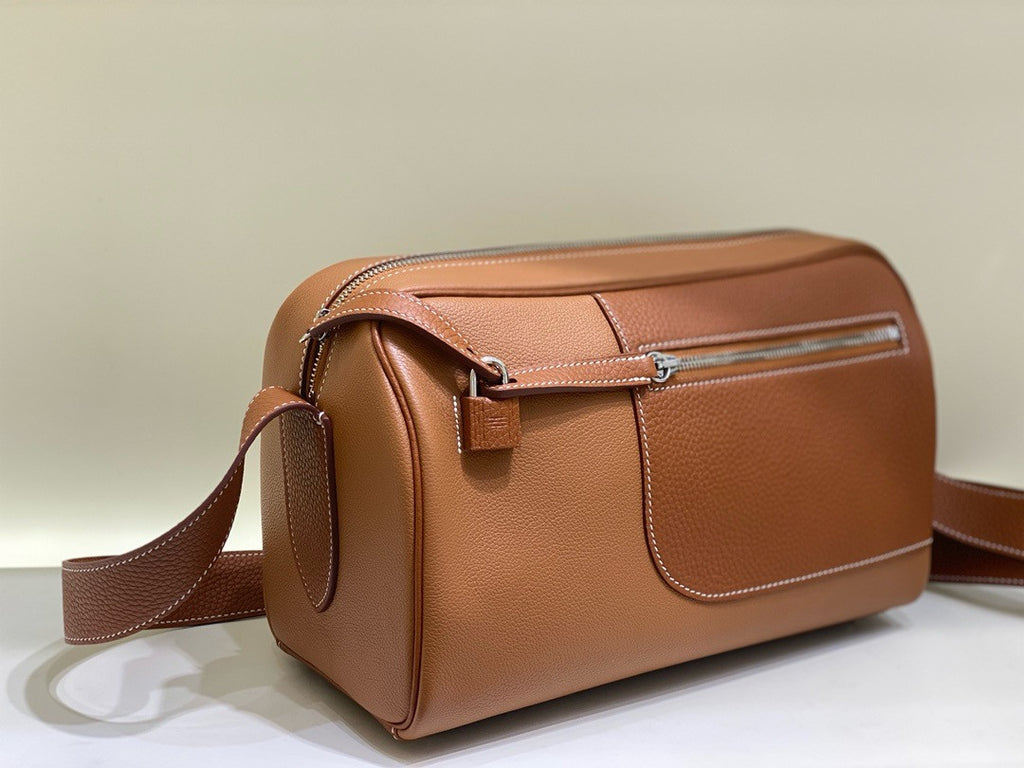Hermès  Evercolor Nouveau On Body Bag Gold