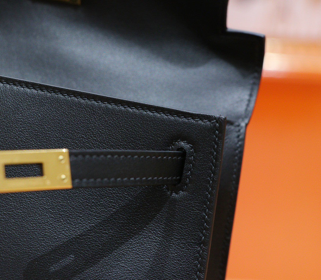Hermès Black Mini Kelly Swift Gold Hardware