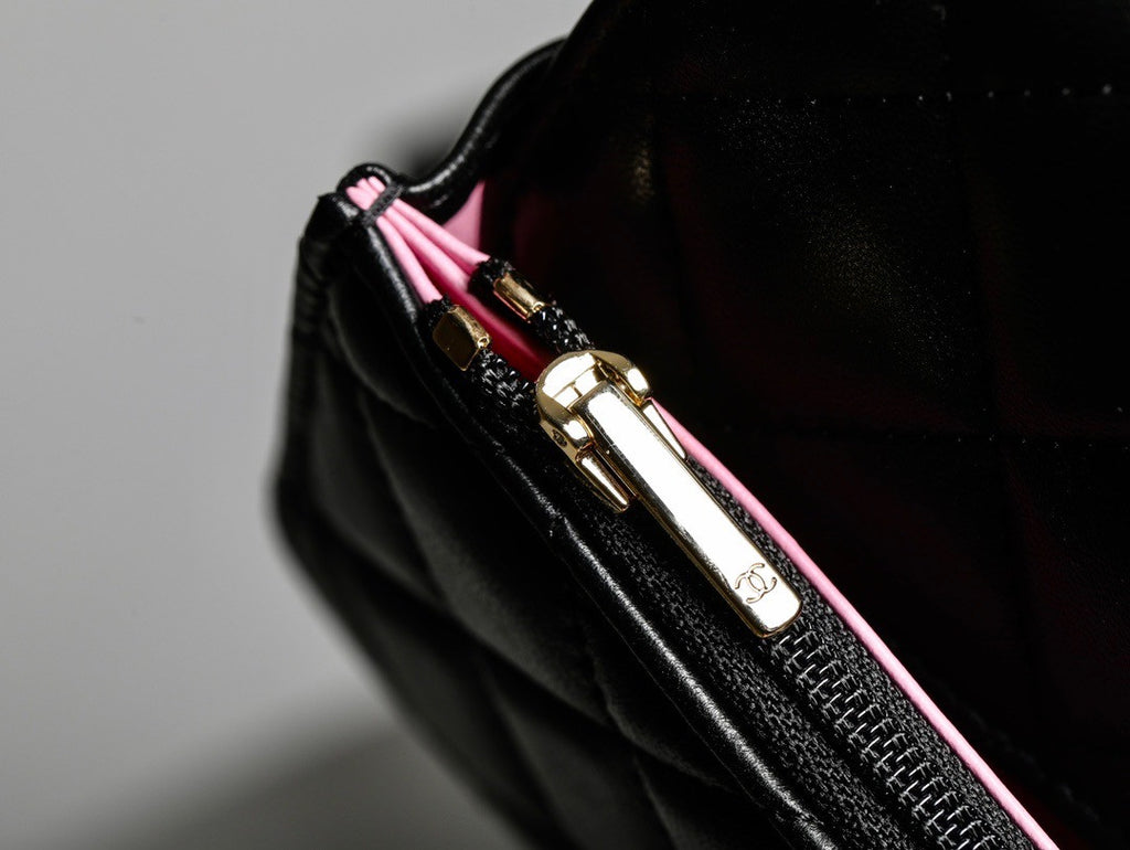 Chanel MINI FLAP BAG WITH TOP HANDLE SS2023