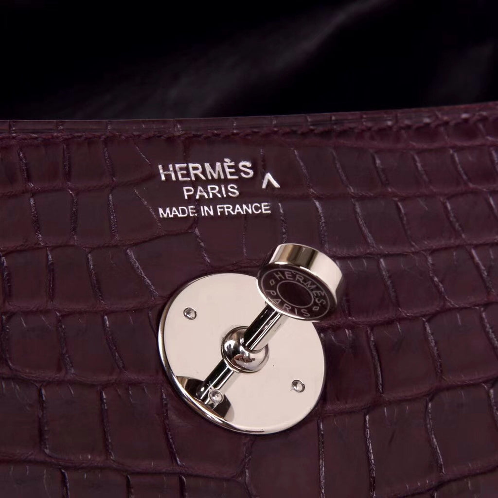 Hermes  Porosus Crocodile LINDY 30 Bag With Palladium  Hardware