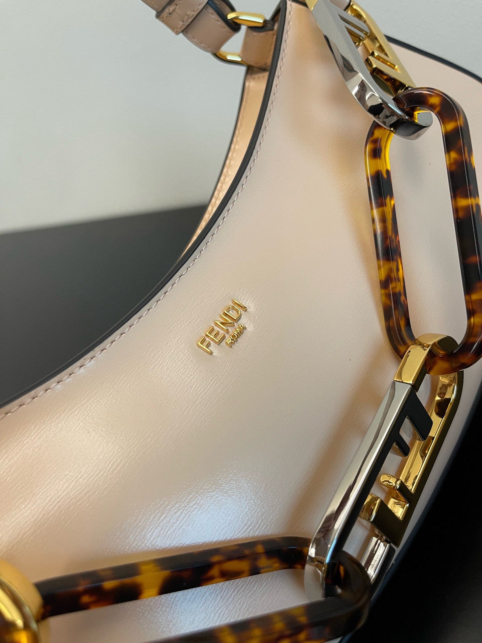 Fendi O’Lock Swing Camellia