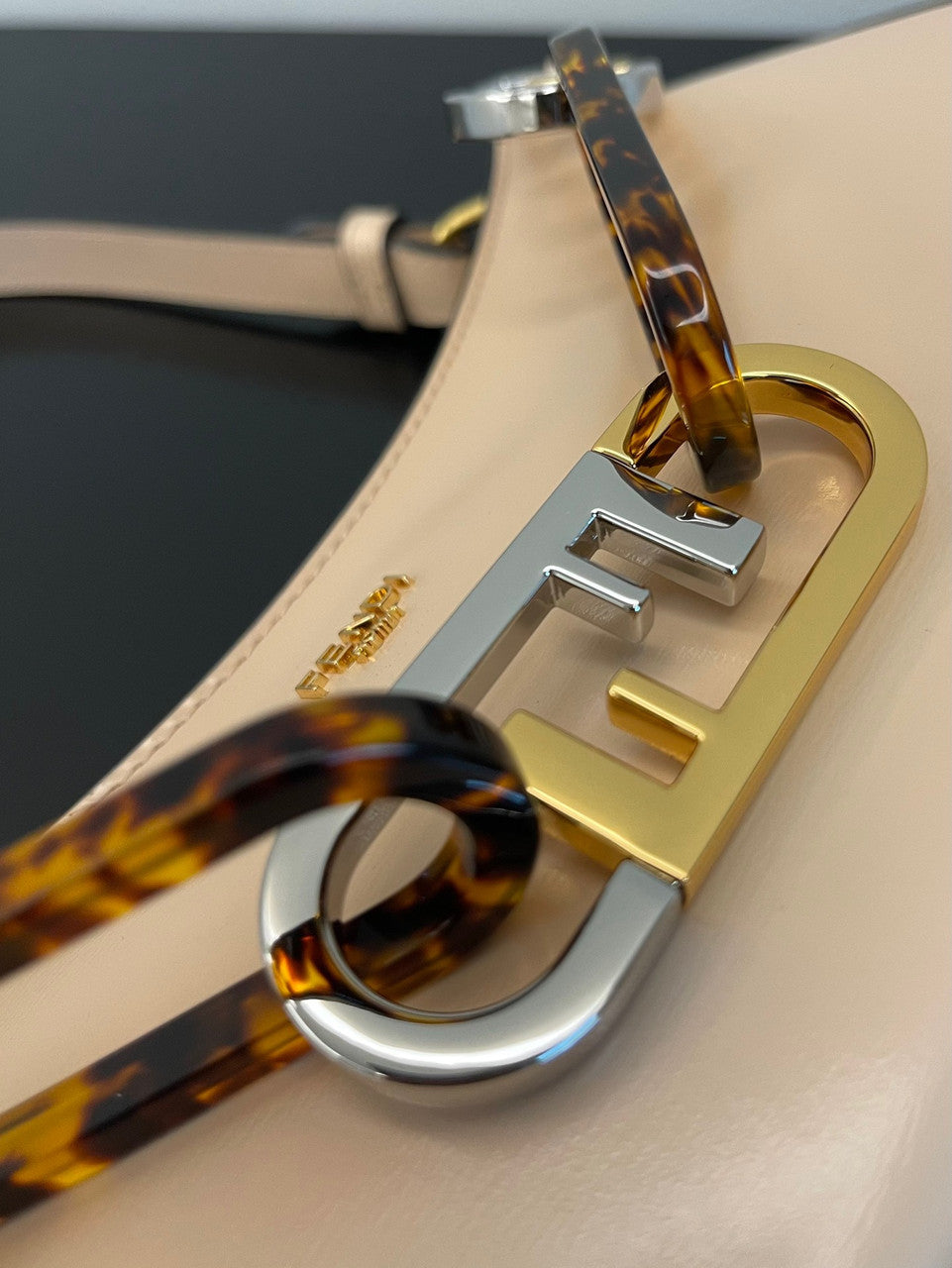 Fendi O’Lock Swing Camellia