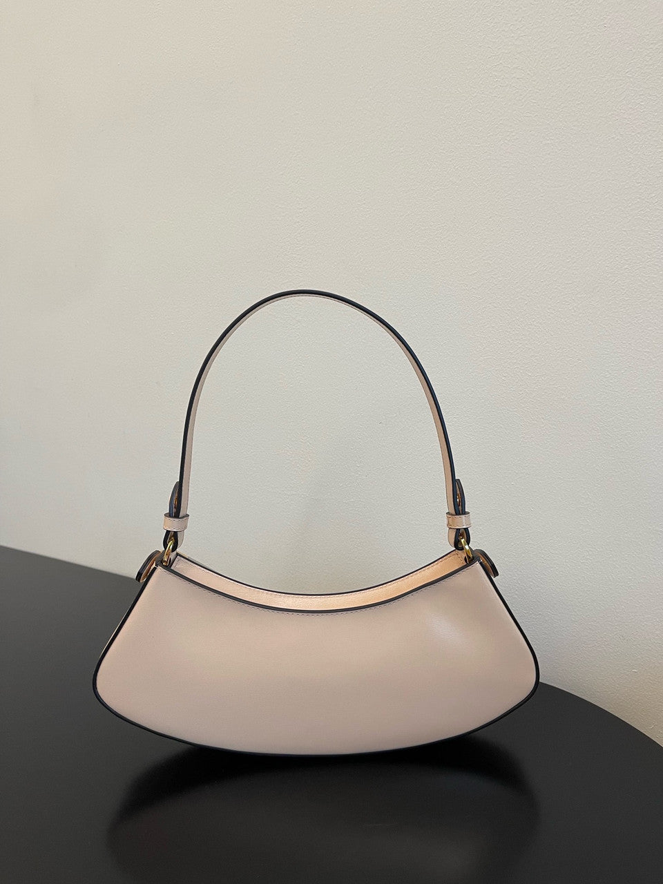 Fendi O’Lock Swing Camellia