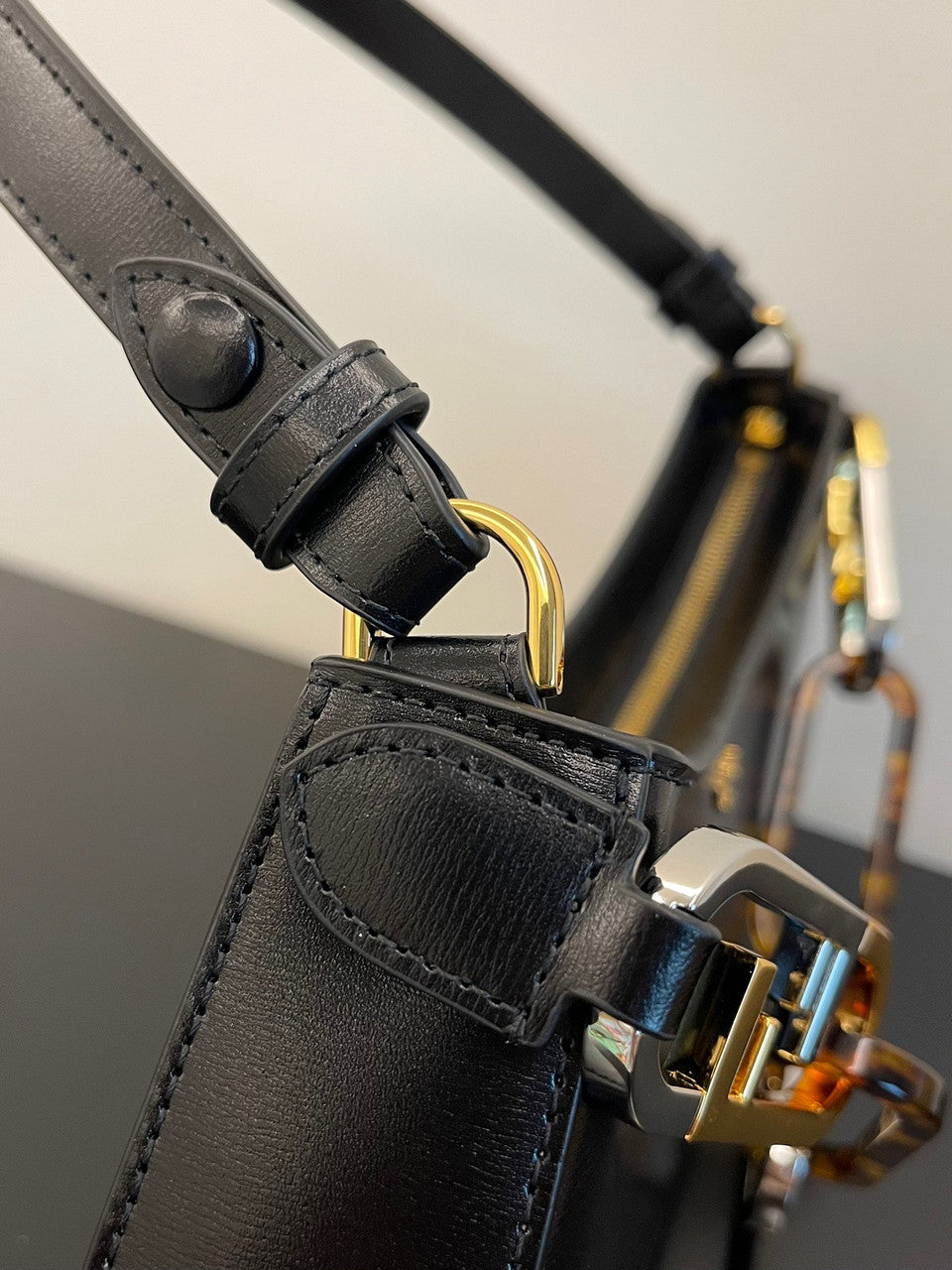 Fendi O’Lock Swing Black