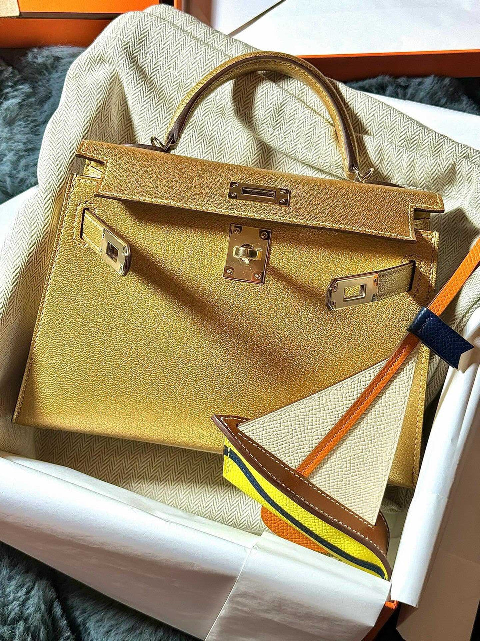 Hermès Olympic Kelly 20 Mini II Sellier Dorè Chèvre Gold Hardware