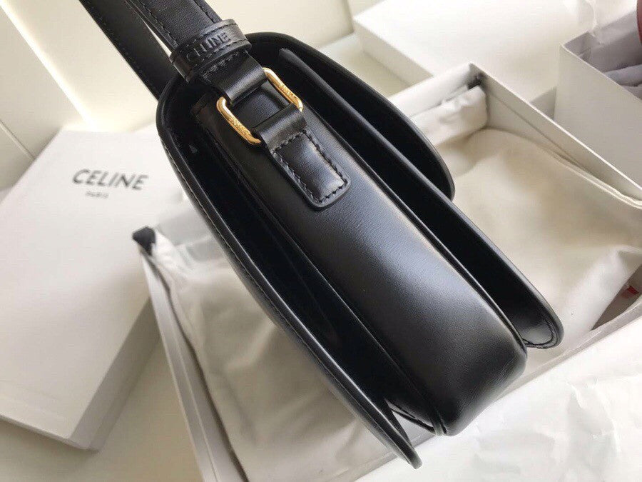 Celine MEDIUM TRIOMPHE BAG IN SHINY CALFSKIN BLACK