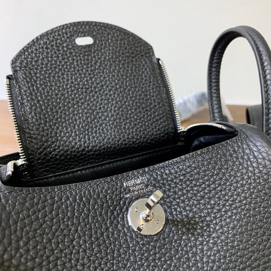 Hermes Mini Lindy 20cm Bag Black Epsom Leather Palladium  Hardware