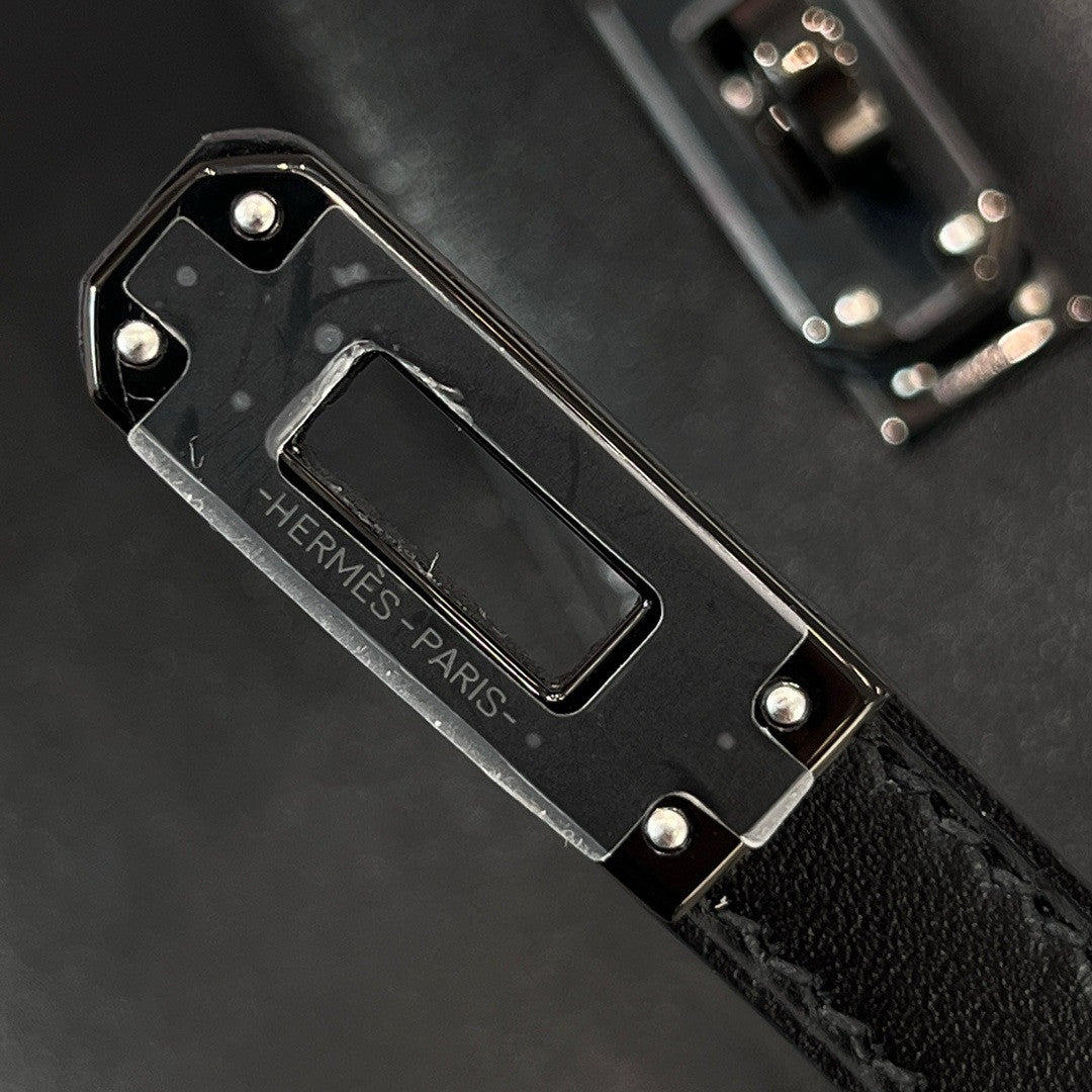 Hermès Limited Edition So-Black Mini Kelly Pochette Box Calf Leather