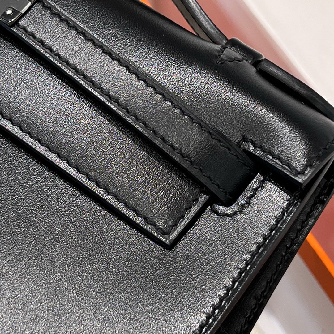Hermès Limited Edition So-Black Mini Kelly Pochette Box Calf Leather