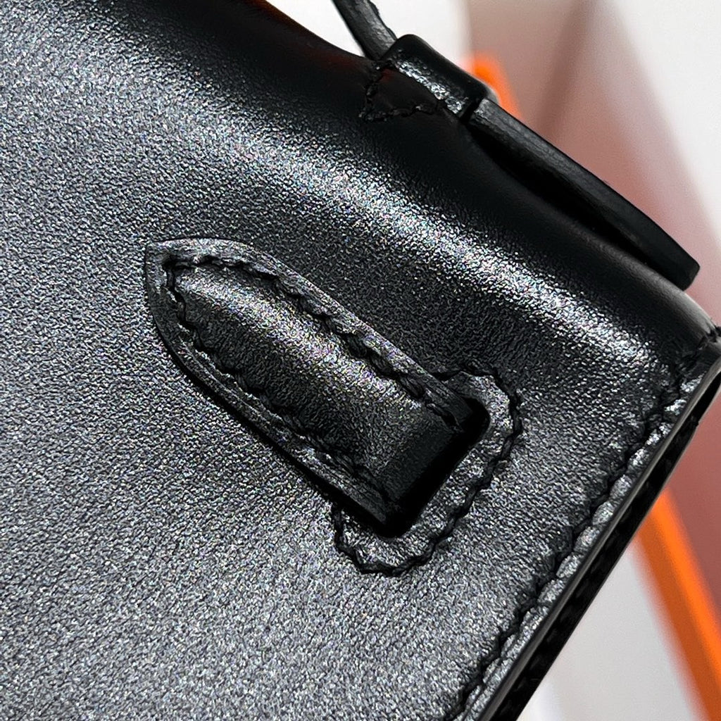 Hermès Limited Edition So-Black Mini Kelly Pochette Box Calf Leather