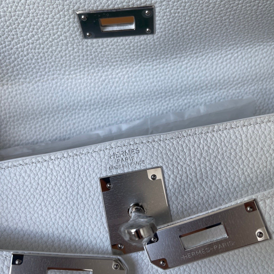 Hermès White Kelly 25  Togo Palladium Hardware