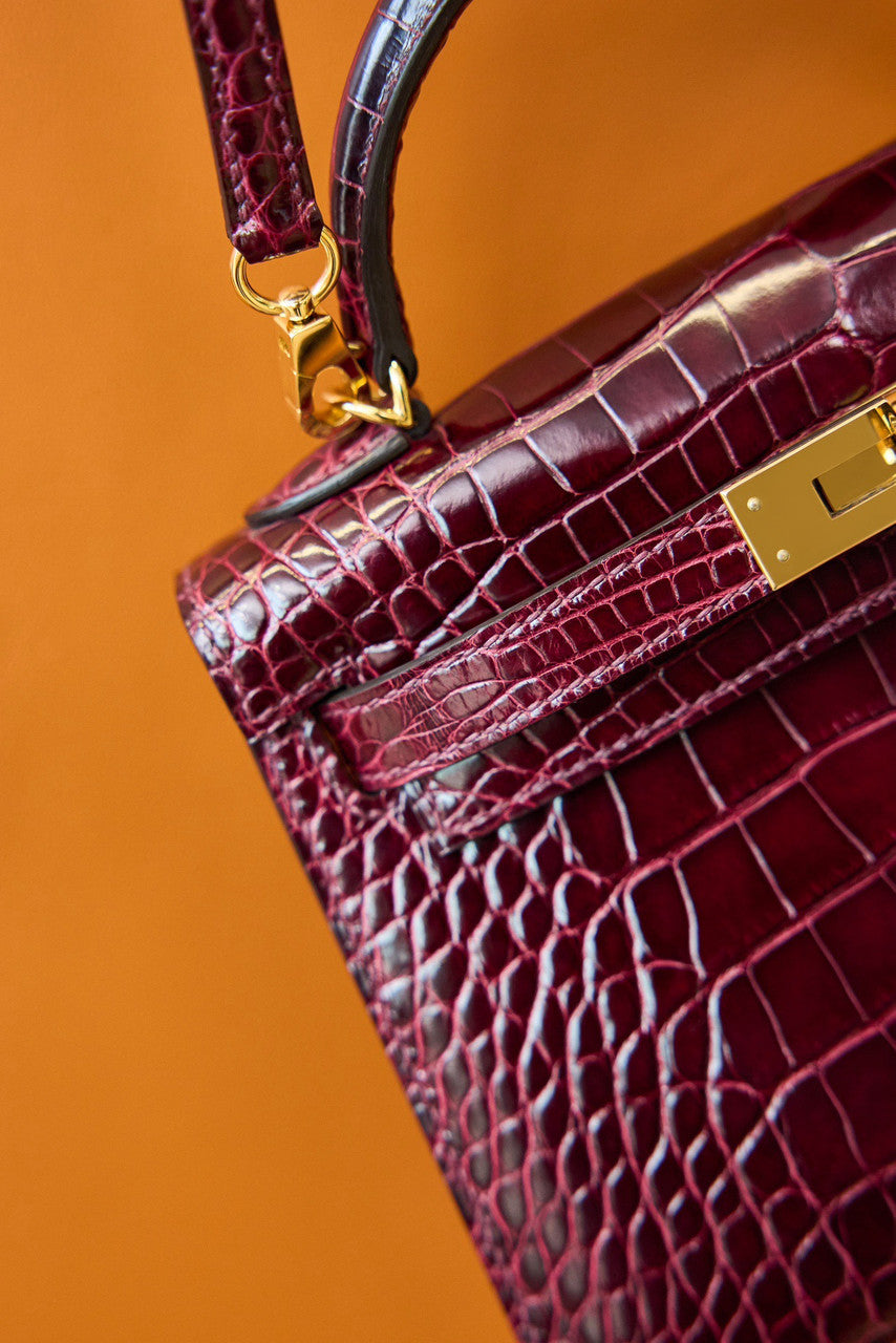 Hermès Kelly 20 Mini II Sellier Cassis Alligator Gold Hardware