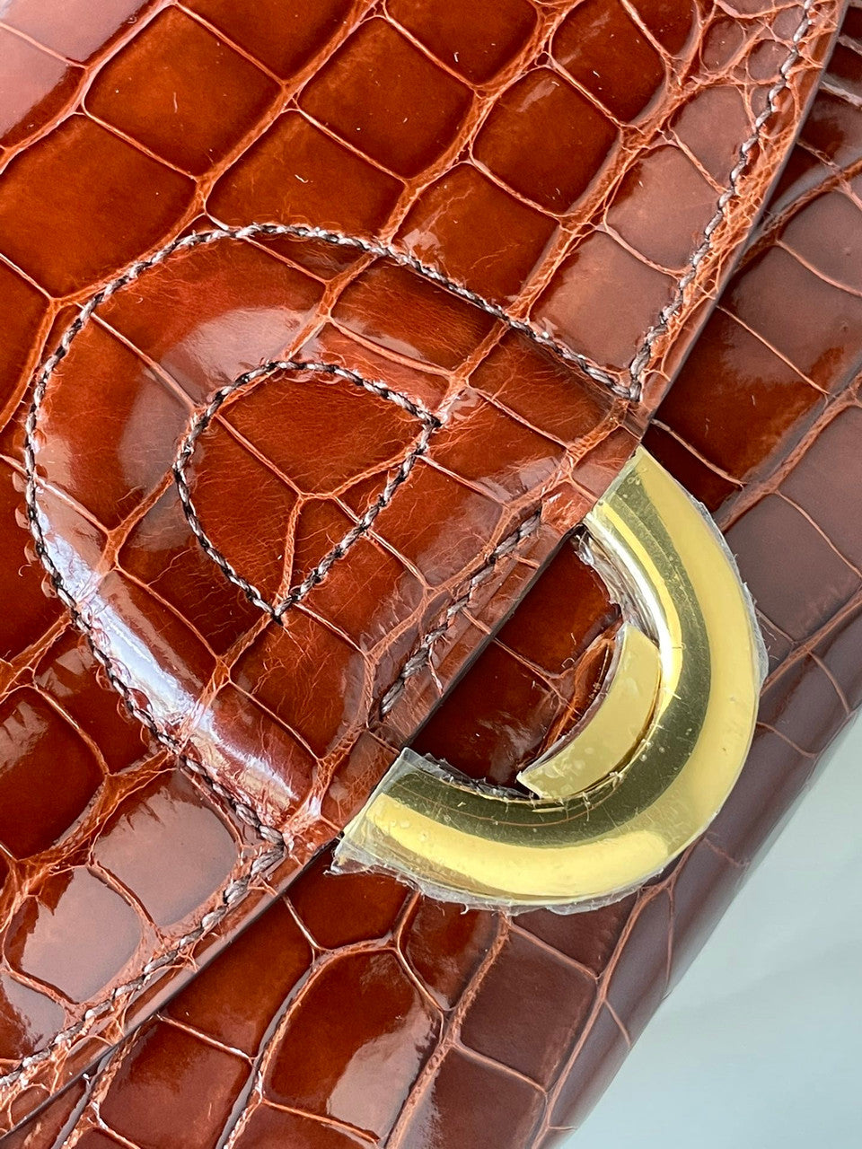 HERMES Honey Cherche Midi 18 Gold Alligator