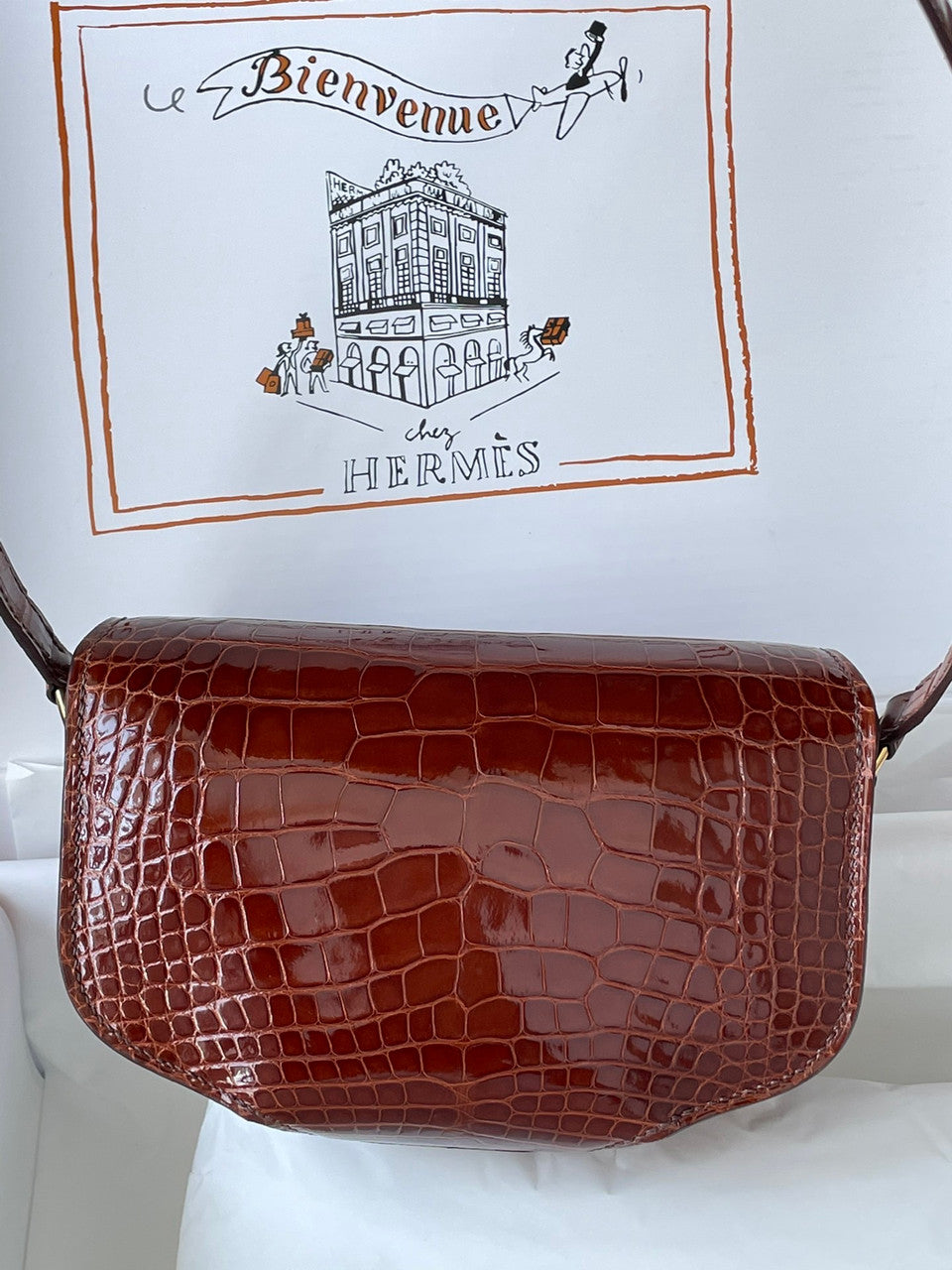 HERMES Honey Cherche Midi 18 Gold Alligator