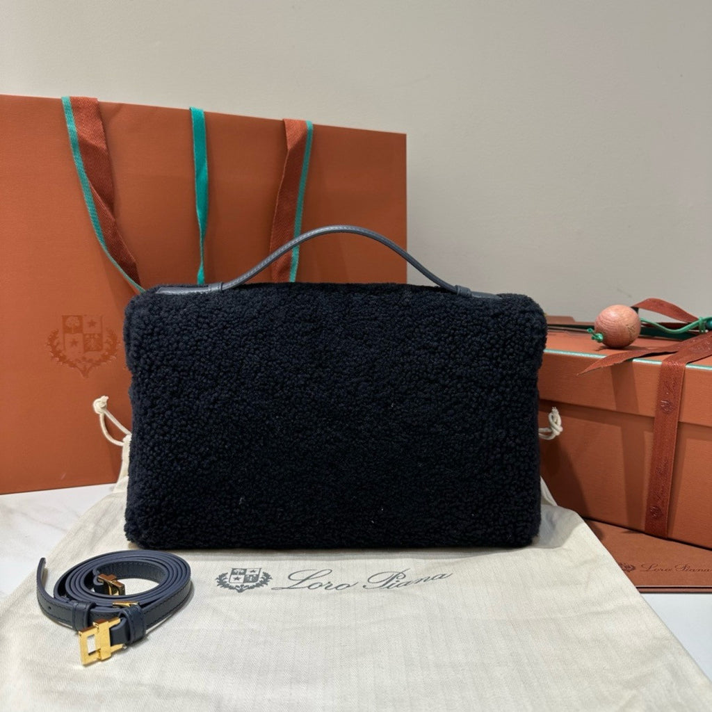 Loro Piana Extra Pocket L27  Ram Leather Blue