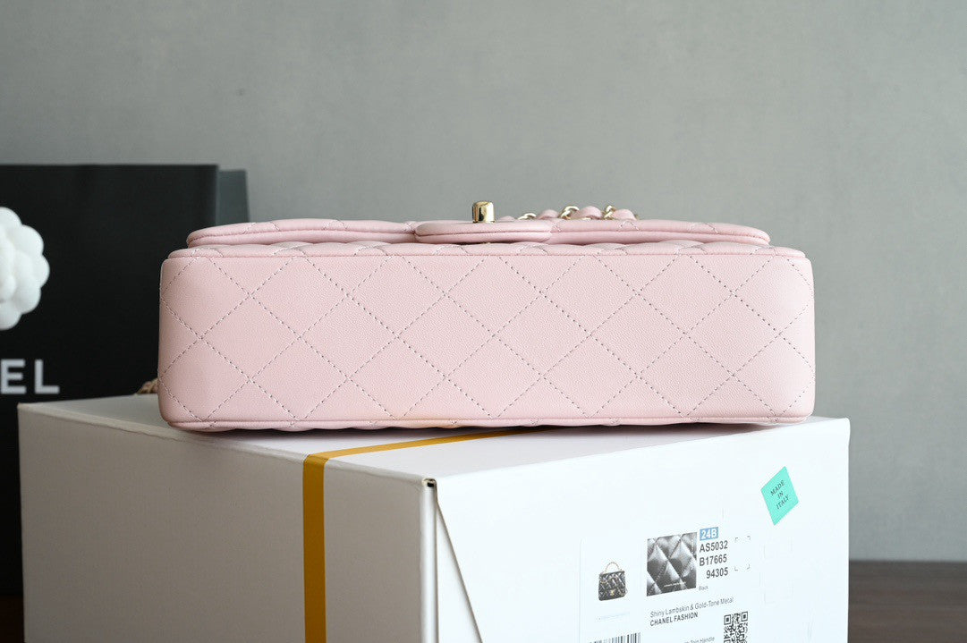CHANEL  FALL-WINTER 2024/25 CLASSIC 11.12 HANDBAG Lambskin Light Pink 2024