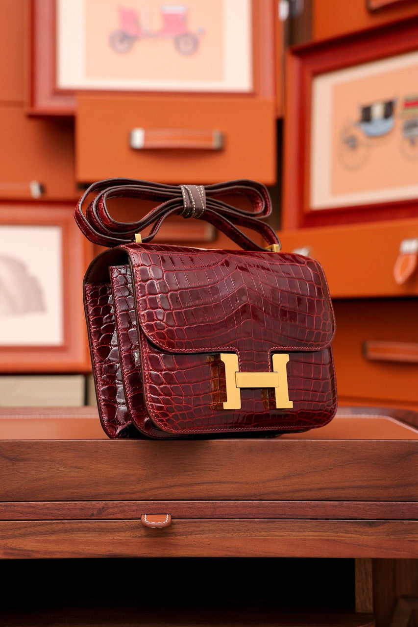 Hermes Bordeaux Constance 18 Crocodile Porosus