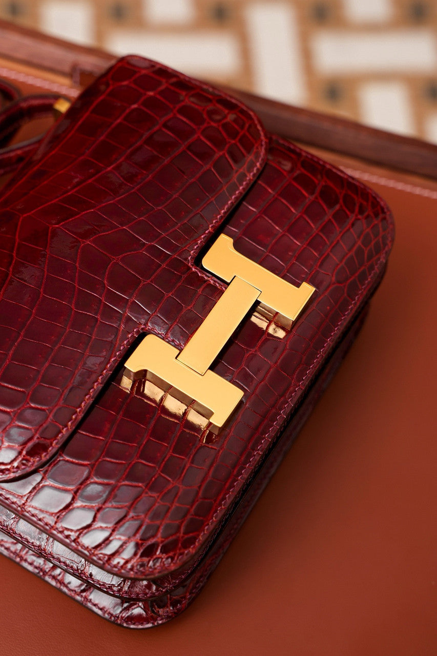 Hermes Bordeaux Constance 18 Crocodile Porosus