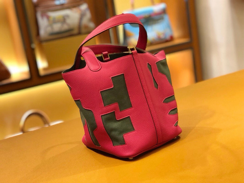 Hermes Petit H Limited Edition Rose Shocking/Peppermint Green Picotin Lock 22 Togo Leather Bag