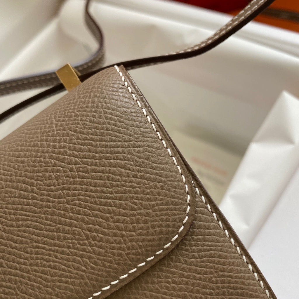 Hermes Etoupe Constance 18 Epsom bag with Gold Hardwares