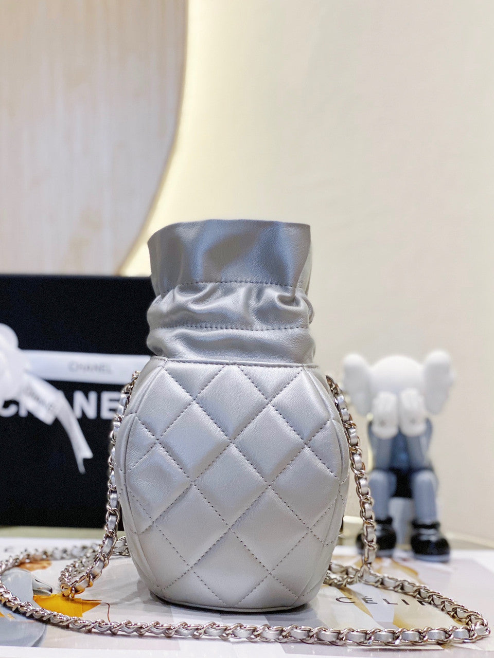 Chanel CLUTCH WITH CHAIN SS2023 SILVER