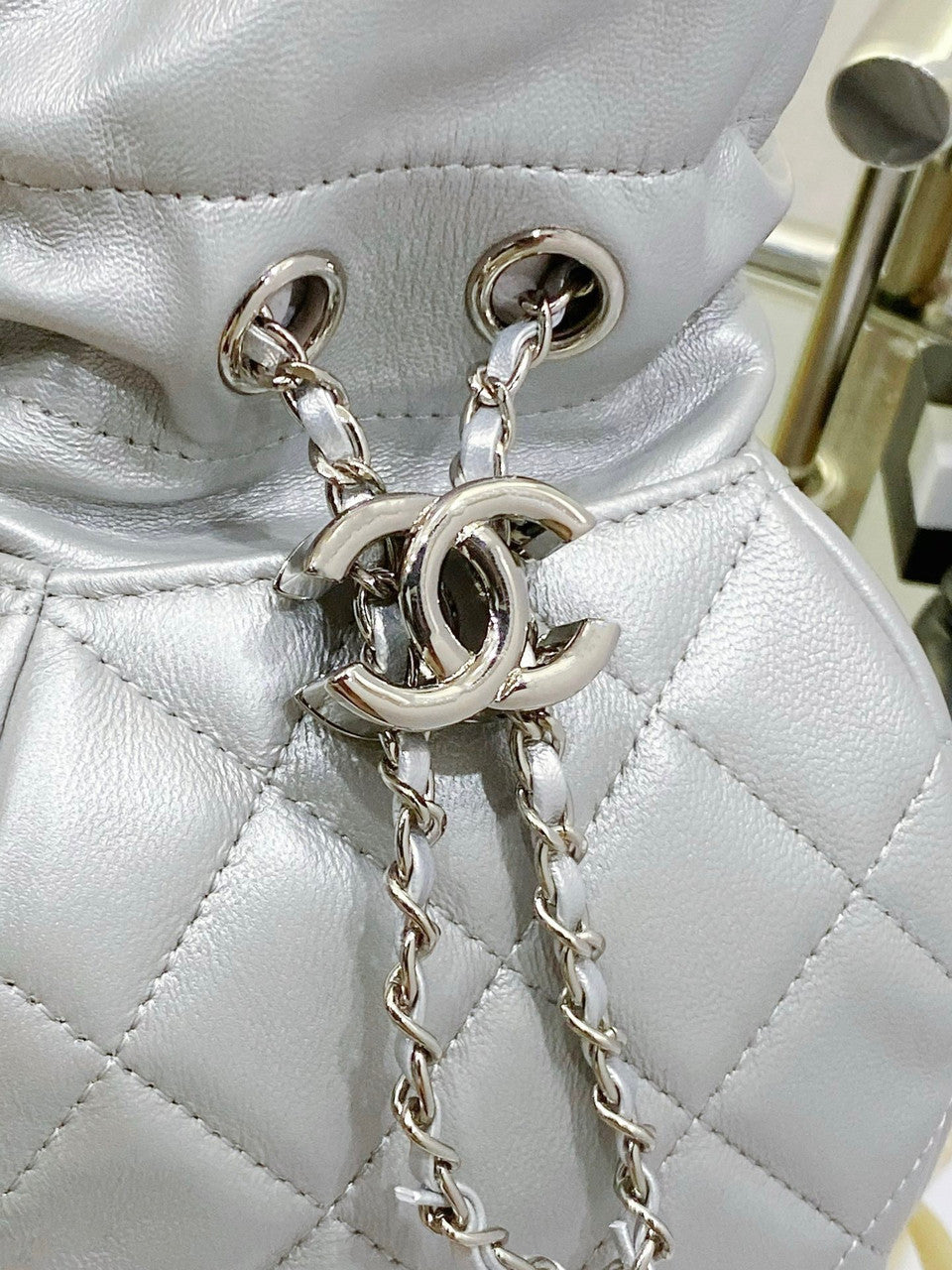 Chanel CLUTCH WITH CHAIN SS2023 SILVER