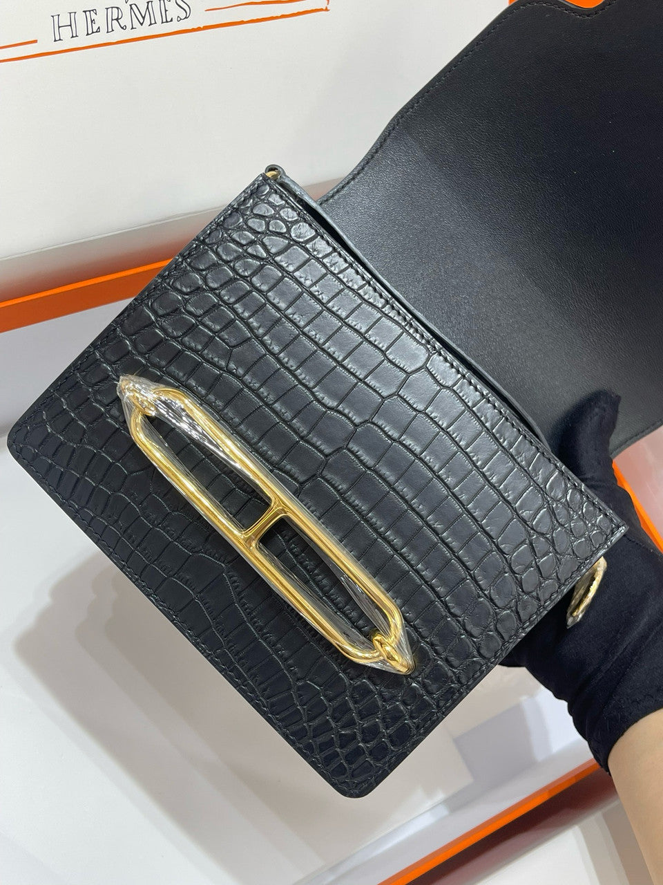 Hermes Noir Nile Crocodile GHW Roulis Mini 18/19 Handbag
