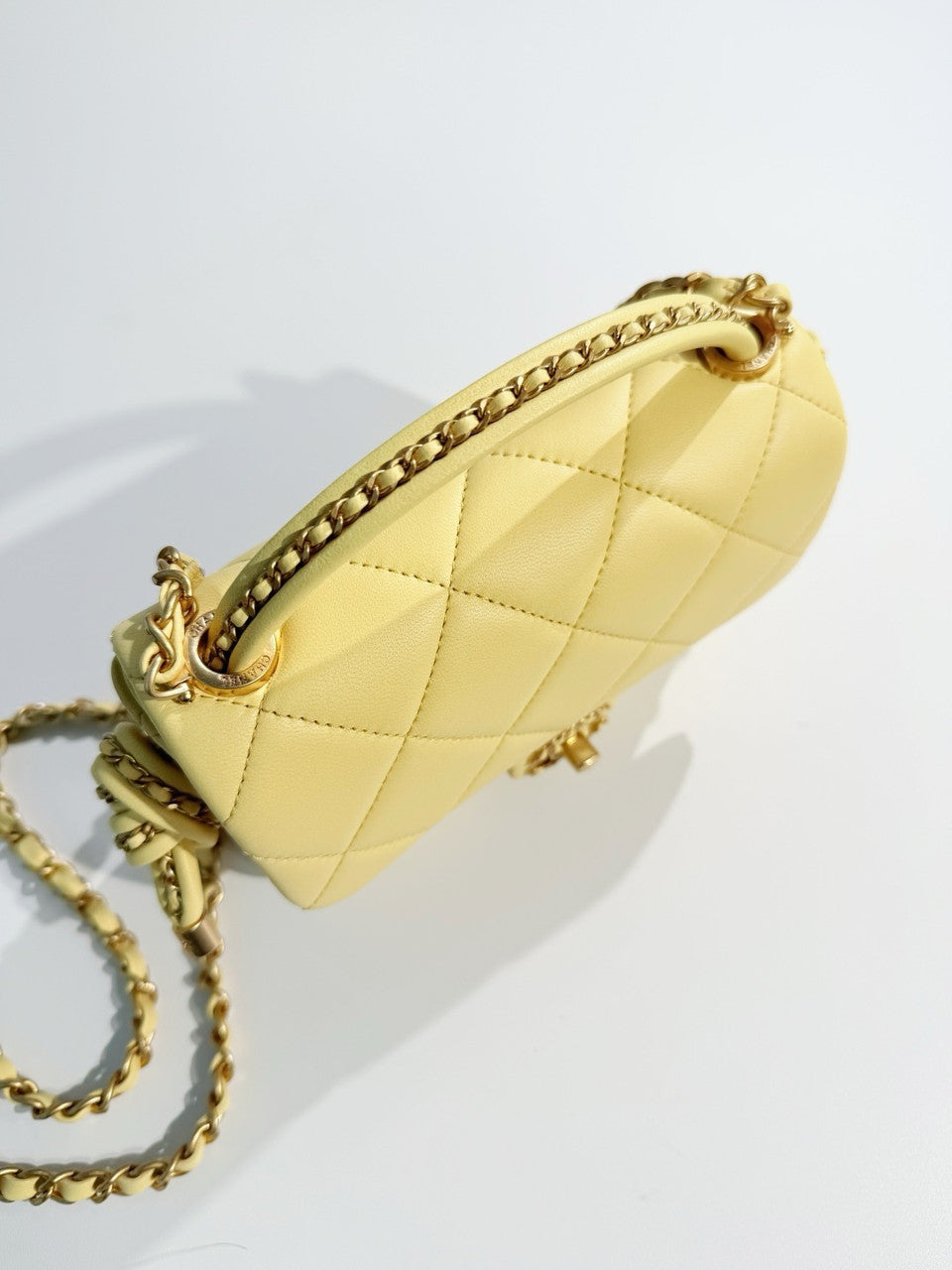Chanel CRUISE 2024/25 YELLOW FLAP BAG WITH TOP HANDLE  Lambskin & Gold Metal Chanel