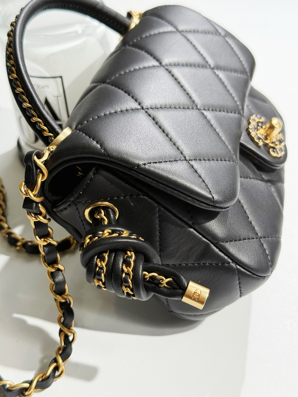 Chanel CRUISE 2024/25 FLAP BAG WITH TOP HANDLE  Lambskin & Gold Metal Chanel