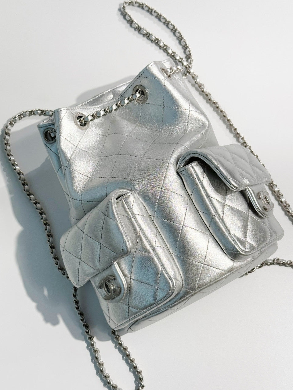 Chanel CRUISE 2024/25 Silver BACKPACK Shiny Lambskin & Gold-Tone Metal Chanel
