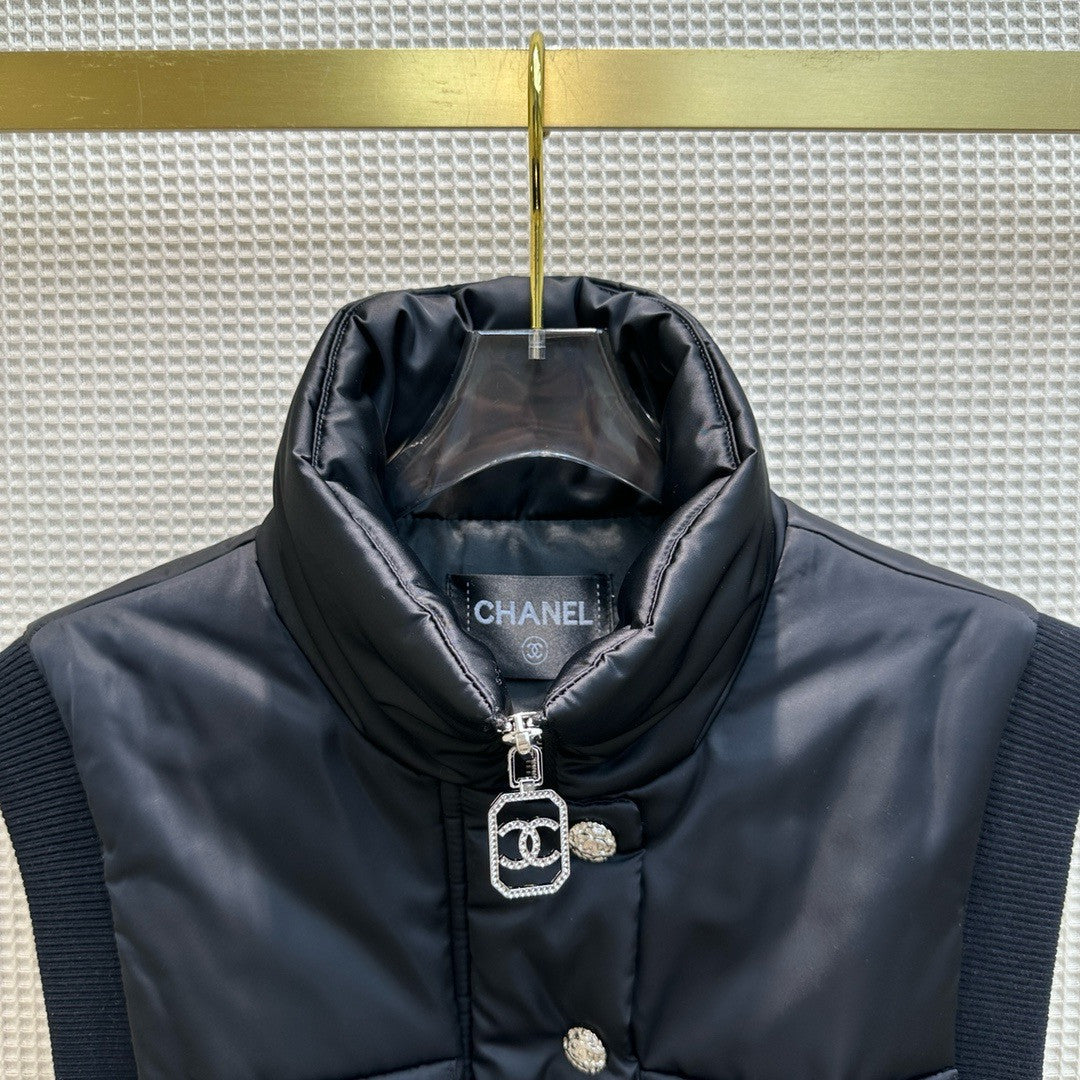 Chanel 2023/24 CoCo Neige Satin & Cashmere VEST BLACK
