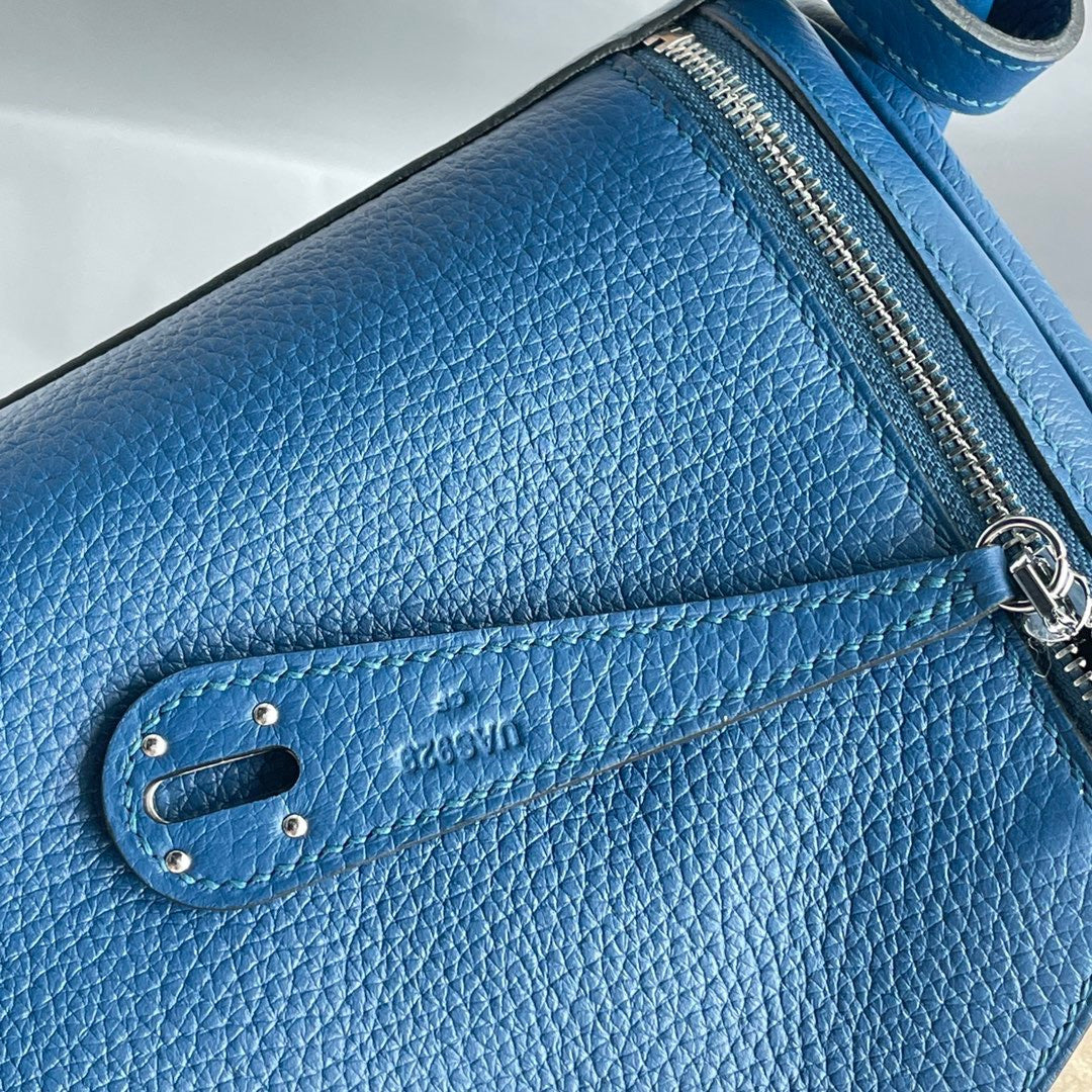 Hermes Deep Bleu Lindy 26 Togo Palladium Hardware