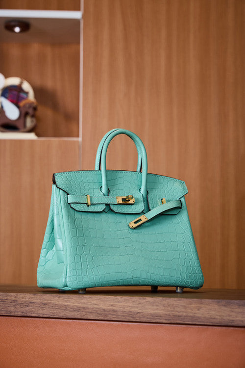 Hermes  Vert D'Eau Birkin Bag 25cm Niloticus Crocodile Leather Gold Hardware